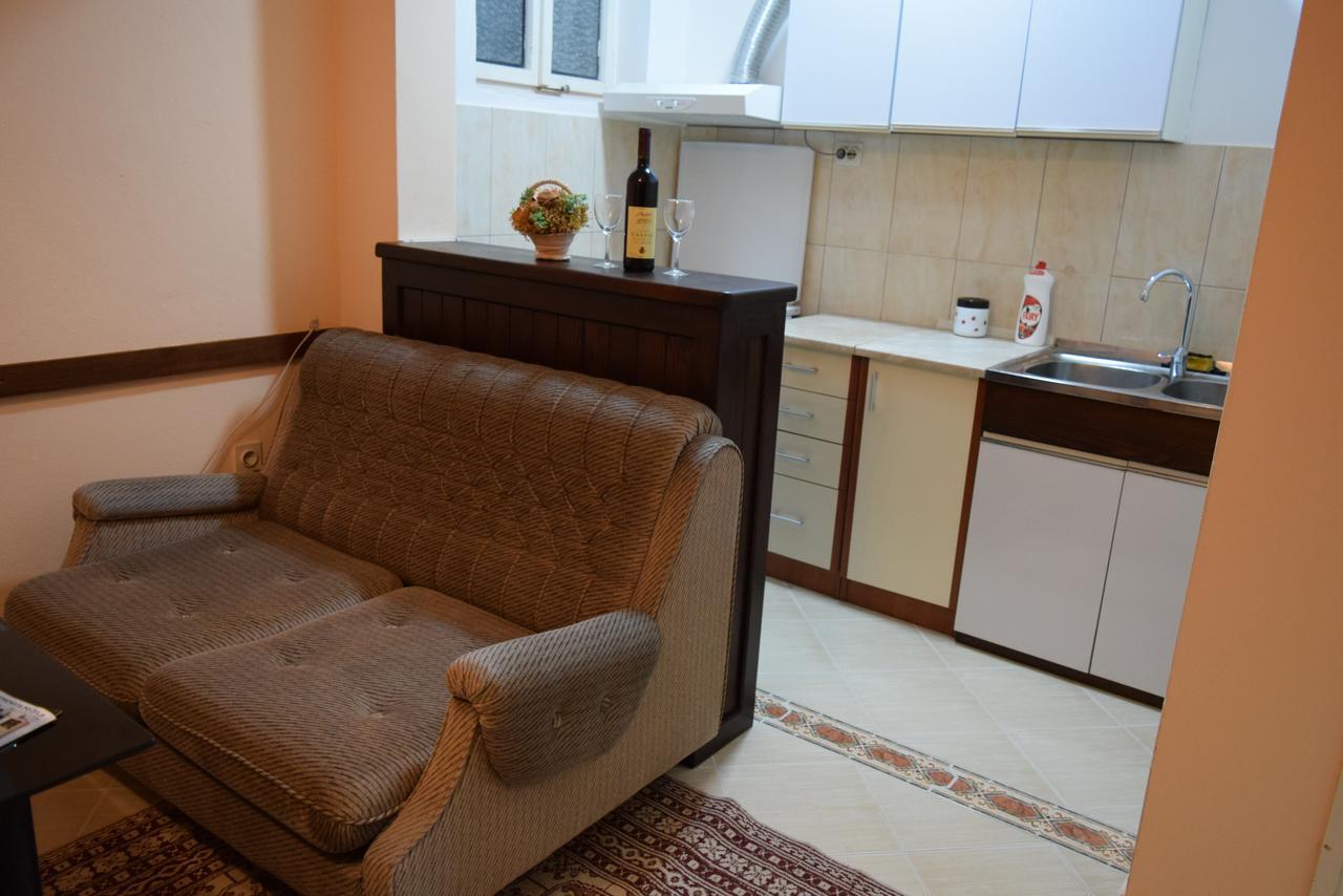 Apartment S&M Tivat Exterior photo