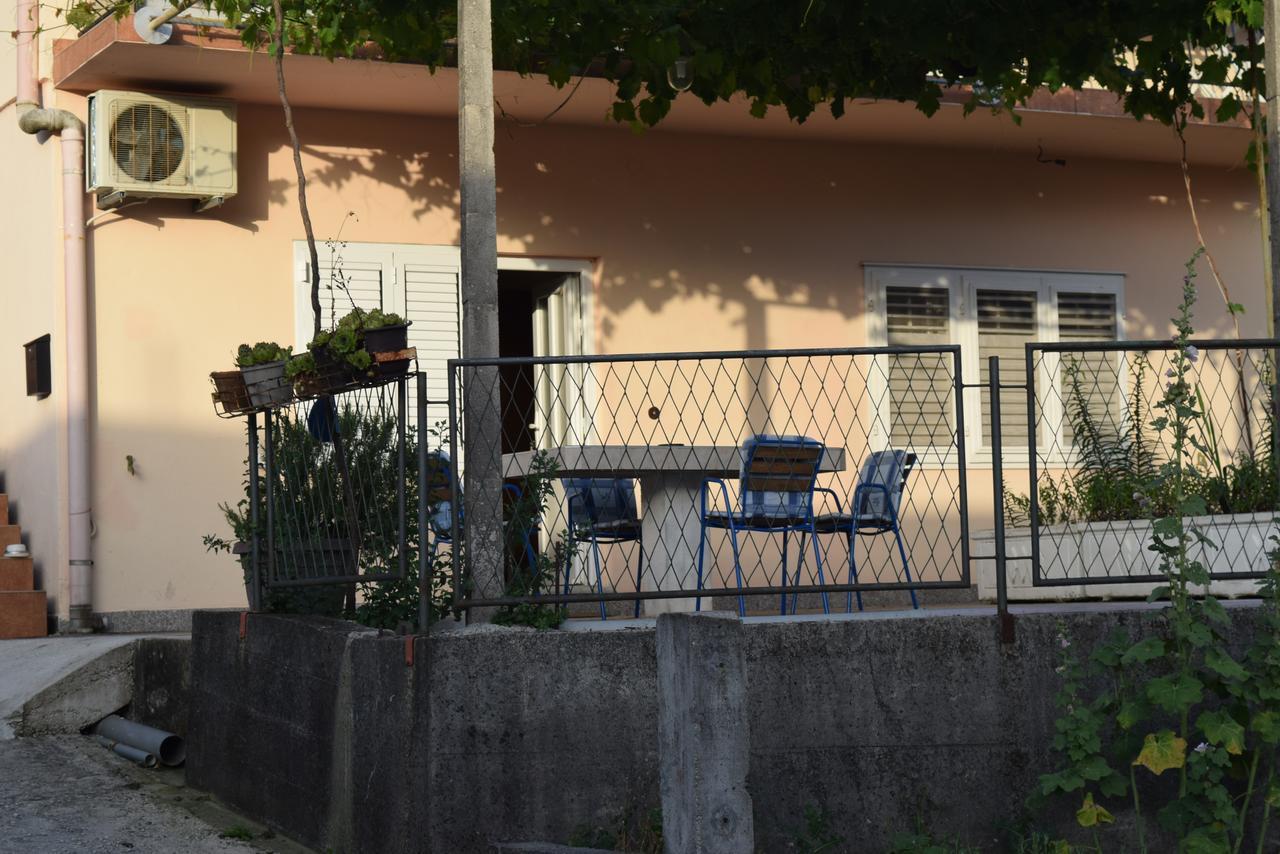 Apartment S&M Tivat Exterior photo