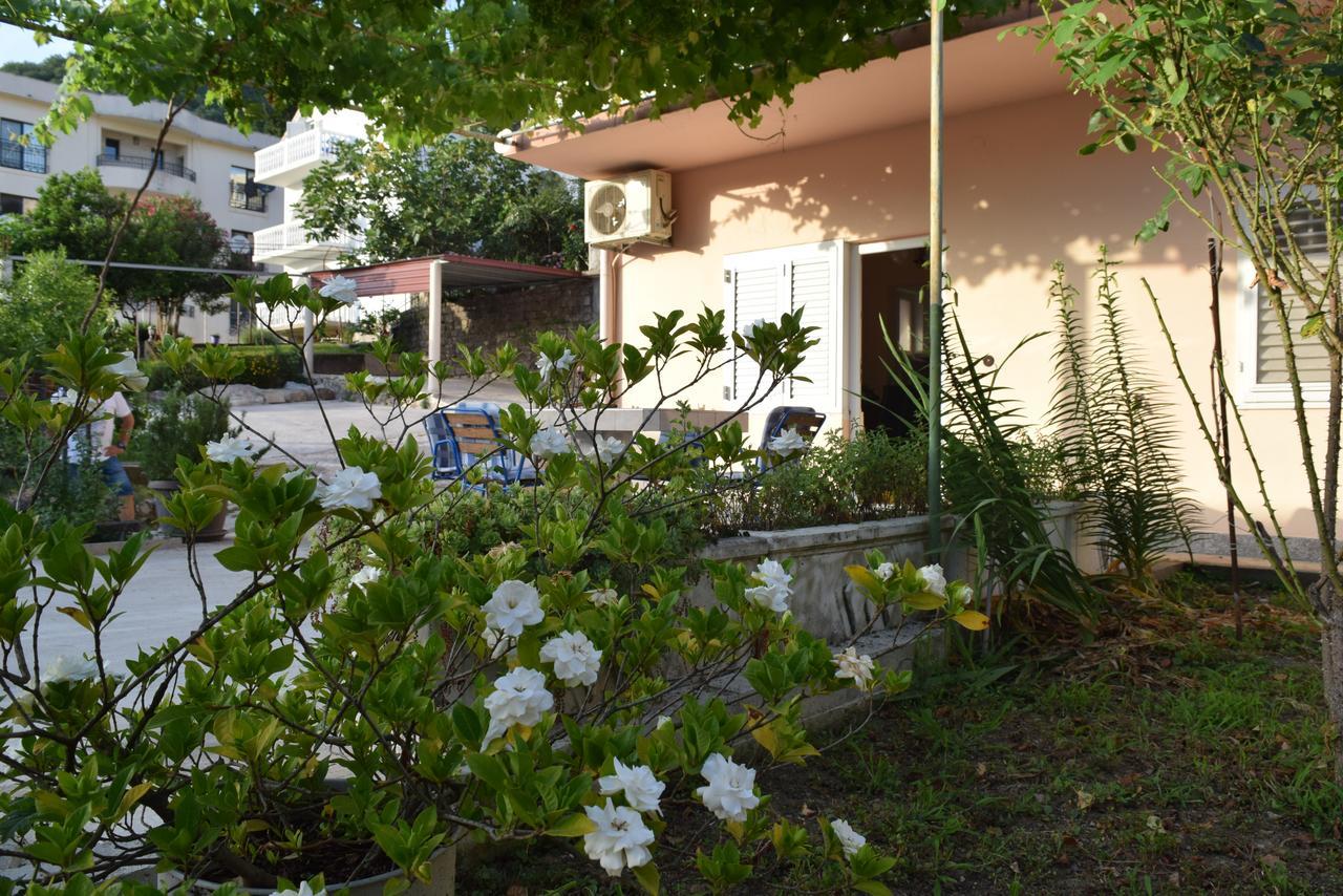 Apartment S&M Tivat Exterior photo